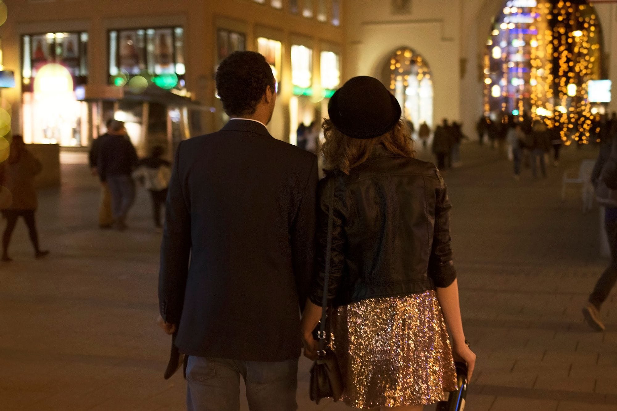 Public Date Etiquette: How to Behave With Escorts and Other Providers